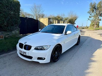 Used BMW 320 M Sport 2010 White Coupe