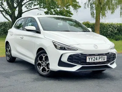 Usado MG MG3 SE 194 CV (142 kW) 2024 Blanco Utilitario