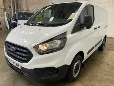 Used Ford Transit Custom 105 HP (77 kW) 2022 White Van
