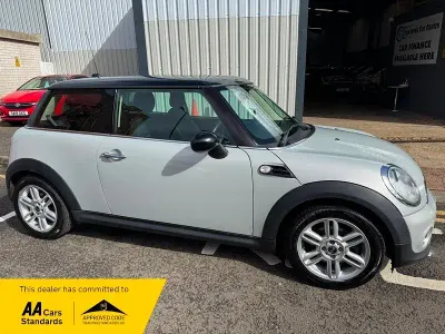 Used Mini Cooper Chili 122 HP (89 kW) 2012 Silver Hatchback
