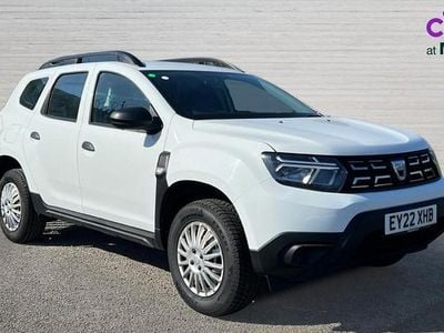 Used Dacia Duster Essentiel 100 HP (73 kW) 2022 White  SUV