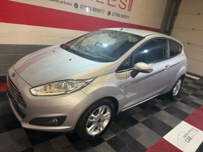 Used Ford Fiesta Zetec 2016 Silver Hatchback