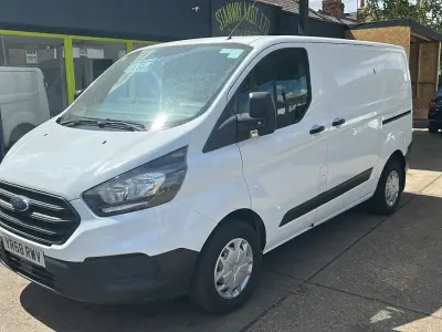 Used Ford Transit Custom 105 HP (77 kW) 2018 White Van