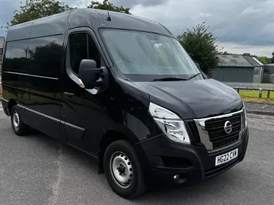 Used Nissan Interstar Tekna 150 HP (110 kW) 2022 Black Van
