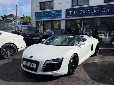 Begagnad Audi R8 Spyder Prestige 430 HK (316 kW) 2012 Vit Cab