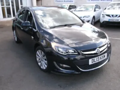 Used Vauxhall Astra 113 HP (83 kW) 2013 Black Hatchback