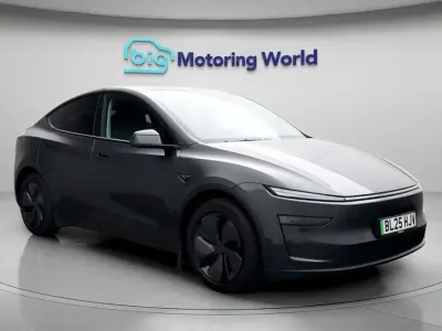 Used Tesla Model Y RWD 219 kW (299 HP) 2025 Grey SUV