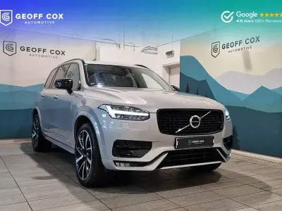 Usado Volvo XC90 Plus 235 HP (172 kW) 2022 Prateado SUV