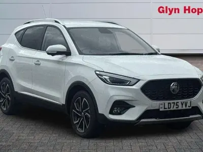Usado MG ZS Exclusive 116 CV (85 kW) 2024 Plateado SUV