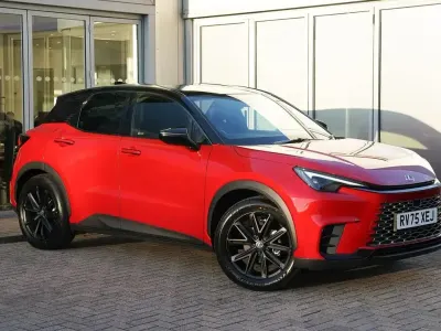 Used Lexus LBX 136 HP (100 kW) 2025 Other SUV