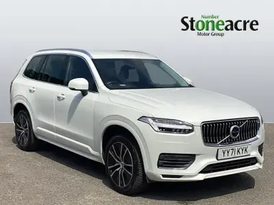 Used Volvo XC90 Momentum 235 HP (172 kW) 2021 White SUV