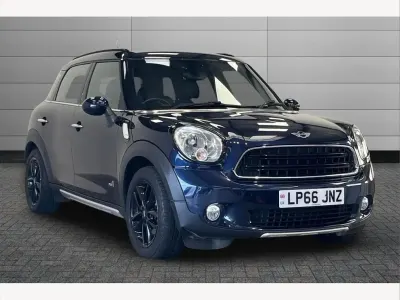 Used Mini Cooper D 109 HP (80 kW) 2016 Blue Hatchback