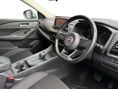 Used Nissan Qashqai Acenta Premium 158 HP (116 kW) 2023 Silver SUV