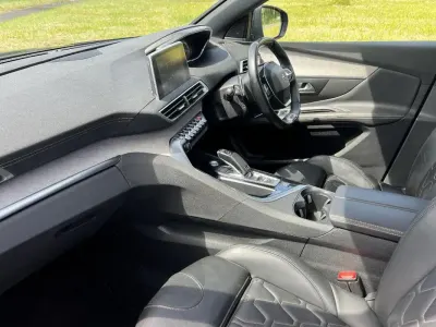 Used Peugeot 3008 GT 175 HP (128 kW) 2018 Black SUV