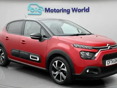 Begagnad Citroën C3 PureTech 110 HK (80 kW) 2024 Röd Halvkombi