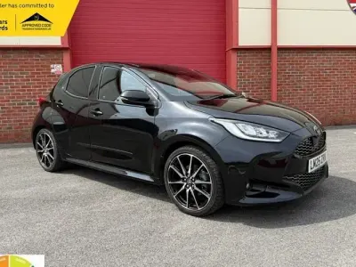 Used Toyota Yaris Hybrid Sport 131 HP (96 kW) 2025 Black Hatchback