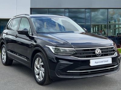 Used VW Tiguan Life 130 HP (95 kW) 2021 Deep black pearl  SUV