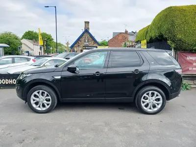 Second-hand Land Rover Discovery Sport HSE 180 CP (132 kW) 2016 Negru SUV