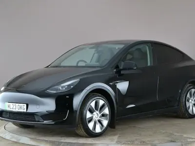 Begagnad Tesla Model Y RWD 219 kW (299 HK) 2024 SUV