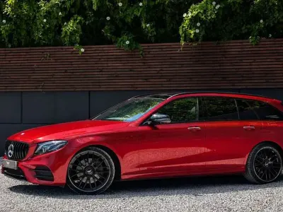Used Mercedes E220 AMG line 2020 Red Estate