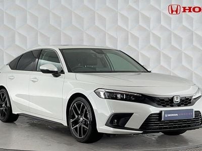 Platinum white Used 2023 Honda Civic Advance Hatchback | £26,195 (Fair price)