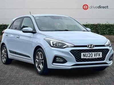 Używany Hyundai i20 Premium 100 KM (73 kW) 2020 Szary Hatchback