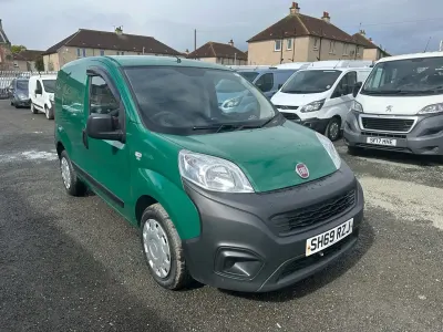 Używany Fiat Fiorino 2020 Zielony Minivan