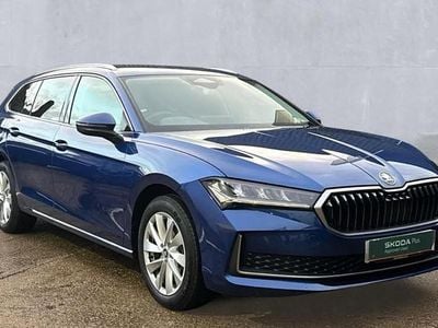 Cobalt blue metallic Used 2025 Skoda Superb SE Technology | £25,990 (Fair price)