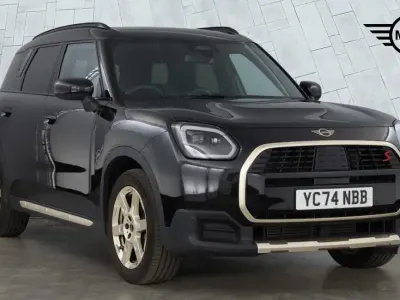 Used Mini Countryman Exclusive 218 HP (160 kW) 2024 Black SUV