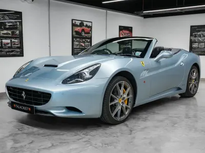 Used Ferrari California 460 HP (338 kW) 2011 Grey Cabriolet