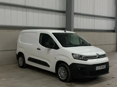 Used Citroën Berlingo Start 75 HP (55 kW) 2020 White MPV