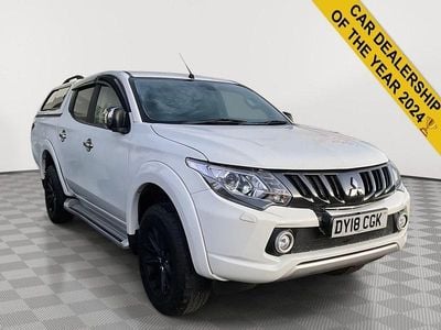 White Used 2018 Mitsubishi L200 Pickup | £12,698 (Fair price)