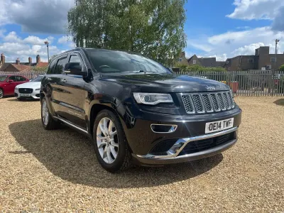 Usado Jeep Grand Cherokee Summit 243 CV (178 kW) 2014 Negro SUV