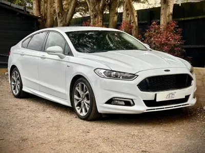 Used Ford Mondeo ST-Line 180 HP (132 kW) 2017 White Hatchback