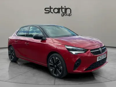 Usado Vauxhall Corsa-e Elite 98 kW (134 HP) 2020 Vermelho Citadino