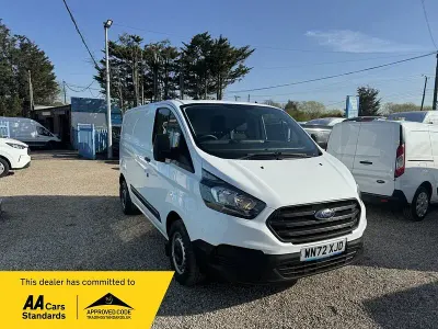 Used Ford Transit Custom 105 HP (77 kW) 2022 White Van