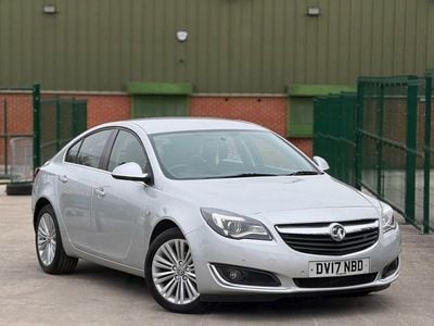Used Vauxhall Insignia Design Edition 136 HP (100 kW) 2017 Silver Hatchback