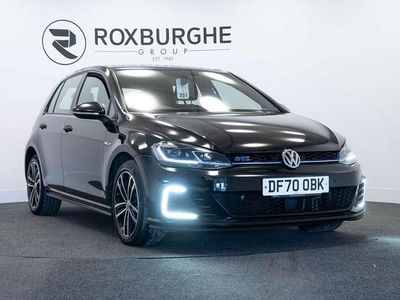 Begagnad VW Golf VII GTE 204 HK (150 kW) 2020 Svart Halvkombi