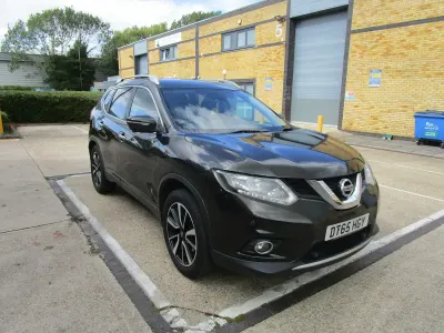Used Nissan X-Trail N-TEC 130 HP (95 kW) 2016 Green SUV