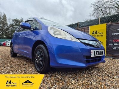 Used Honda Jazz 102 HP (75 kW) 2011 Blue Hatchback