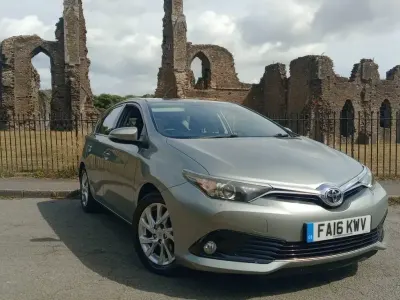 Used Toyota Auris