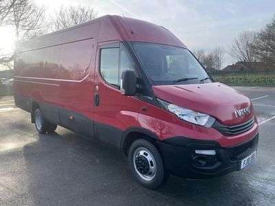 Used Iveco Daily 140 HP (102 kW) 2018 Red
