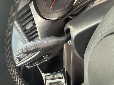 Used Peugeot e-208 GTi 100 kW (136 HP) 2025 White Hatchback