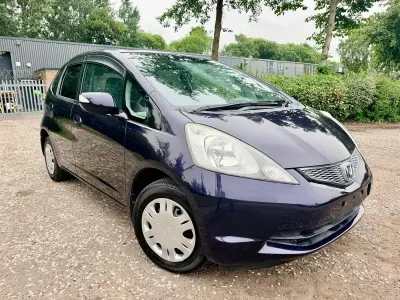 Used Honda Jazz 100 HP (73 kW) 2010 Blue Hatchback
