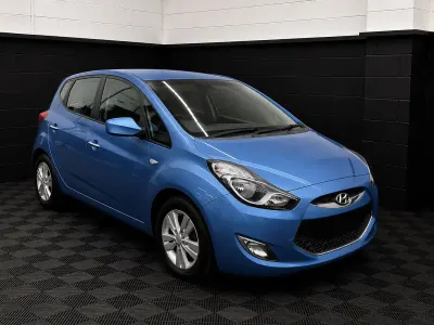 Used Hyundai ix20 Active 125 HP (91 kW) 2015 Blue Hatchback