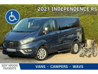 Begagnad Ford Tourneo Custom Style 130 HK (95 kW) 2021 Blå Van