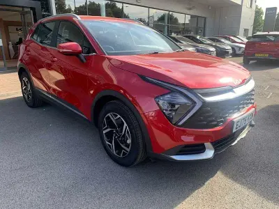 Used Kia Sportage 2025 Red SUV