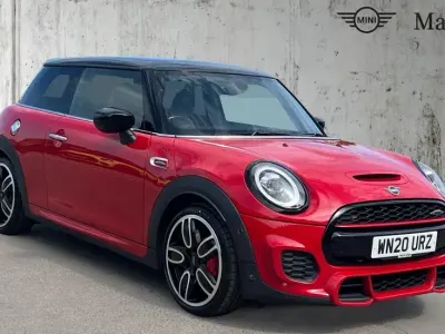Begagnad Mini John Cooper Works Comfort 231 HK (169 kW) 2020 Röd Halvkombi