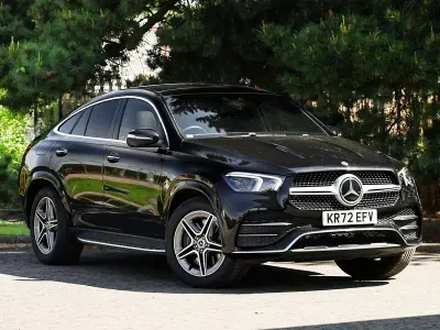 Käytetty Mercedes GLE400 AMG Line Premium Plus 330 HP (242 kW) 2023 Musta Coupe - kaksiovinen