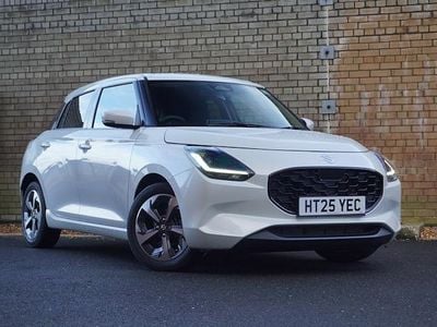 Used Suzuki Swift 82 HP (60 kW) 2025 White Hatchback